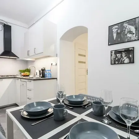 Apartment In The Old Cinema Warsaw